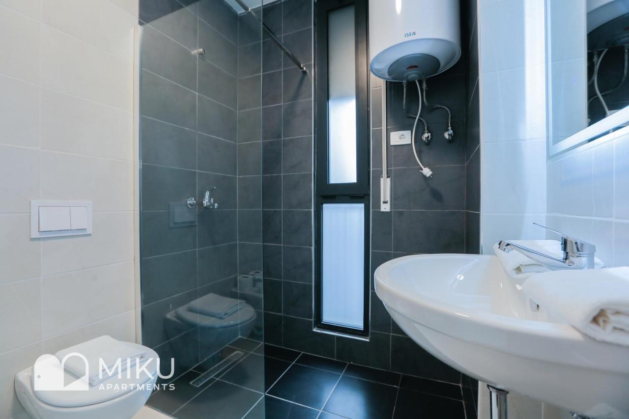 Miku Apartment - Glamorous 1Bedroom Apartment At Olympic Residence Тирана Екстер'єр фото