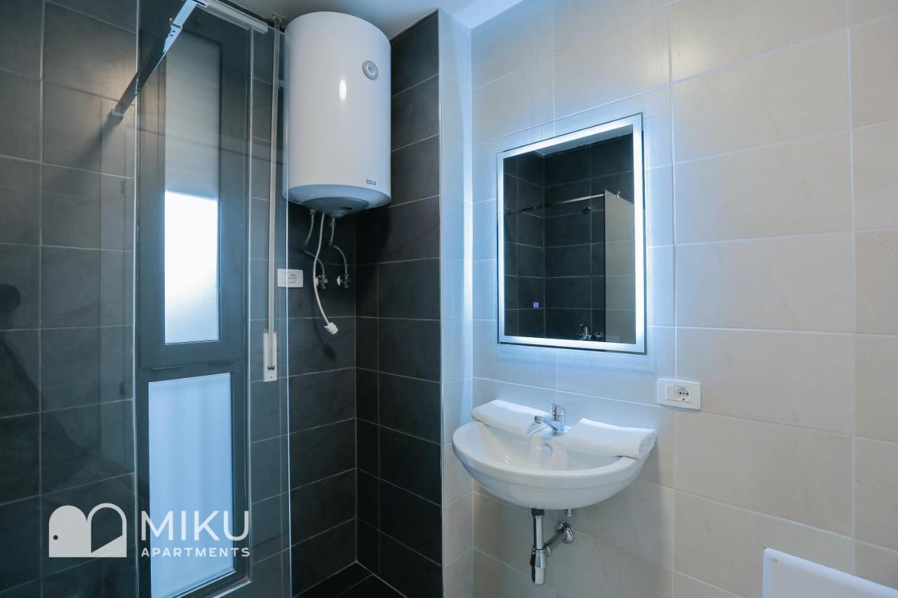 Miku Apartment - Glamorous 1Bedroom Apartment At Olympic Residence Тирана Екстер'єр фото